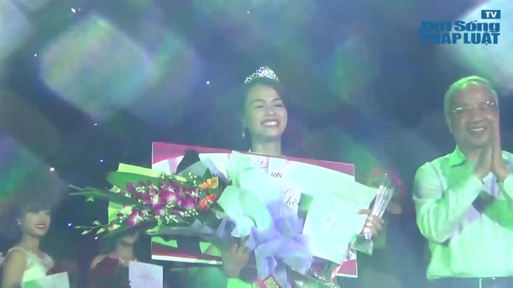 Đại học Luật HN: Chung kết vương miện Charm of Law 2014 