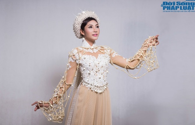 Hé lộ trang phục áo dài của Thu Thảo dự thi Miss International
