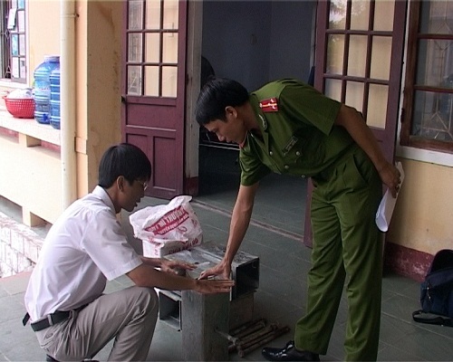 Tóm gọn tên “đạo chích” trộm thiết bị phụ trợ giao thông