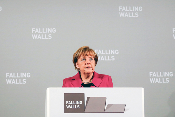 Thủ tướng Đức nhớ lại ký ức ngày Bức tường Berlin sụp đổ