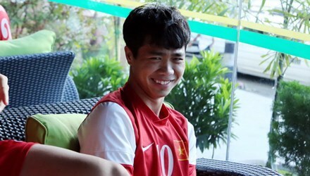 Bị nghi gian lận tuổi, Công Phượng phản ứng thể nào?