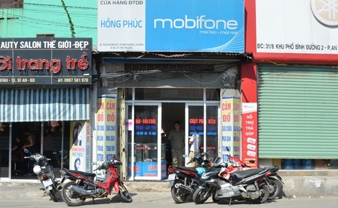 Cửa hàng mất trộm 50 điện thoại trong 2 tháng