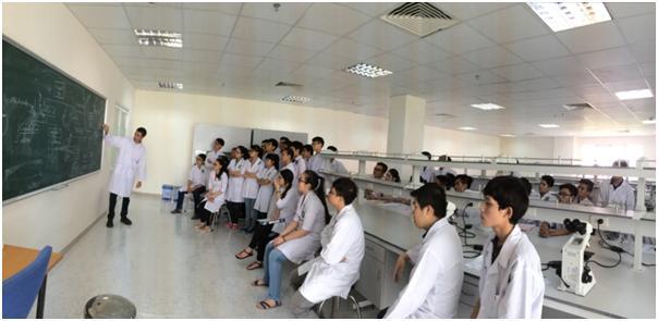 Môn Vi Sinh học với chương trình tiên tiến Hoa Kỳ