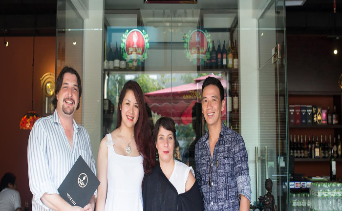 Chủ nhân lâu đài vang Pháp - Chateau Berthenon đến với Việt Nam