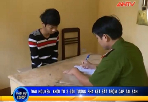 Clip: Khởi tố 2 đối tượng phá két sắt trộm cắp gần 30 triệu đồng