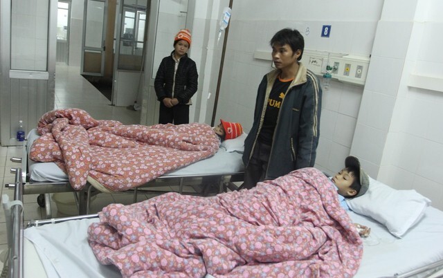 Tin mới nhất vụ mẹ chết, 2 con nguy kịch nghi do ăn trứng gà