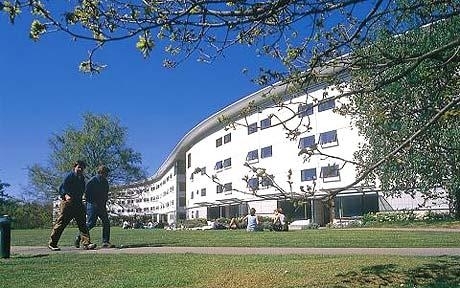 HỌC BỔNG TỚI 50\% HỌC PHÍ TẠI ĐẠI HỌC EAST ANGLIA, VƯƠNG QUỐC ANH