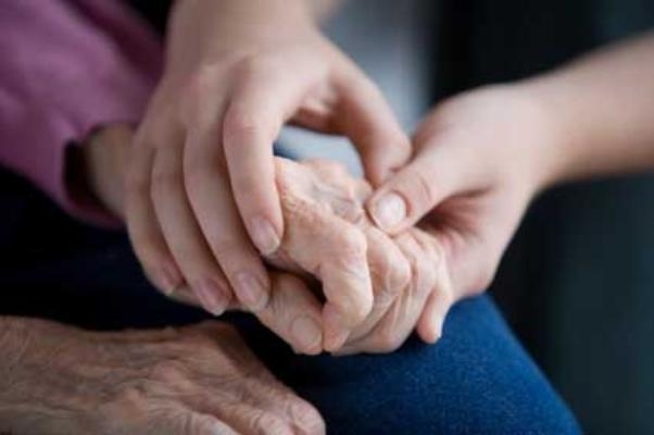 Hỏi  và đáp về bệnh viêm khớp dạng thấp