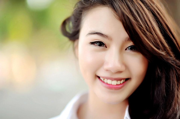 Bí quyết trị mụn an toàn chỉ một lần duy nhất của Linh Miu