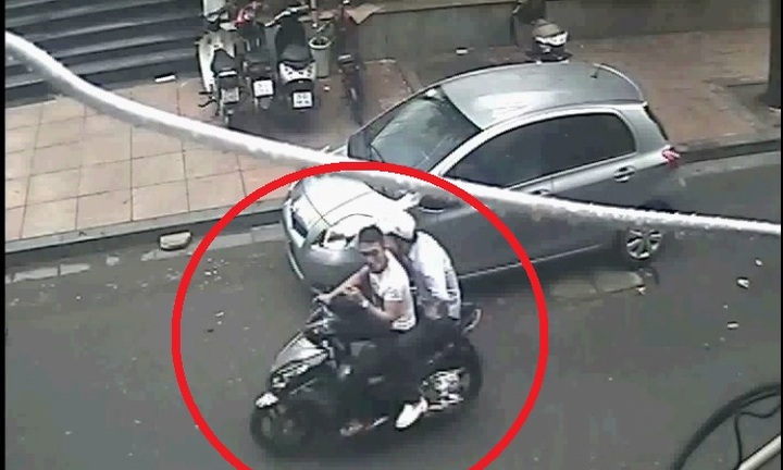 Video: Tặng 10 triệu cho ai cung cấp thông tin về 2 tên trộm xe