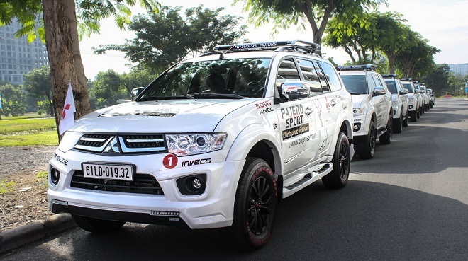 Dàn xe Mitsubishi Pajero Sport xuyên Việt thành công