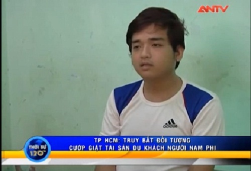 Video: Cướp giật tài sản bị nữ du khách nước ngoài đuổi bắt