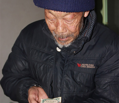 Gửi tiết kiệm 60 năm ở Trung Quốc, mất cả gia tài