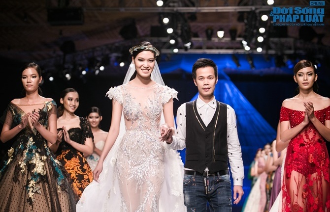 HH Thùy Dung làm nàng thơ trên sàn diễn thời trang của Hoàng Hải