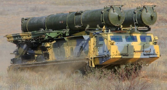 Nga triển khai hệ thống tên lửa S-300 tới Crimea