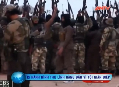Video: IS hành quyết thủ lĩnh cấp cao vì tội làm gián điệp