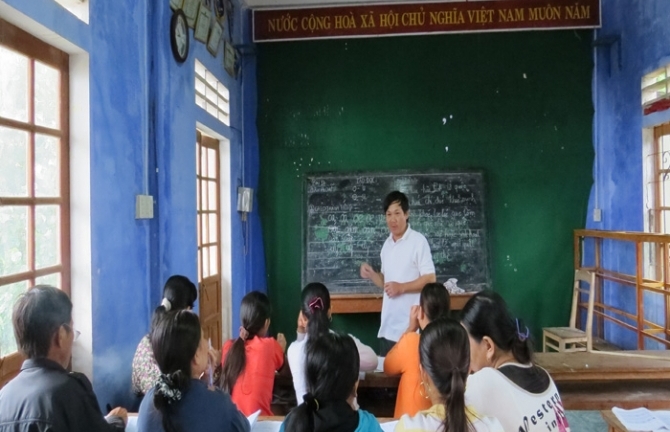 Làng chài bên phá Tam Giang và lớp học chữ cho những “bô lão U60”