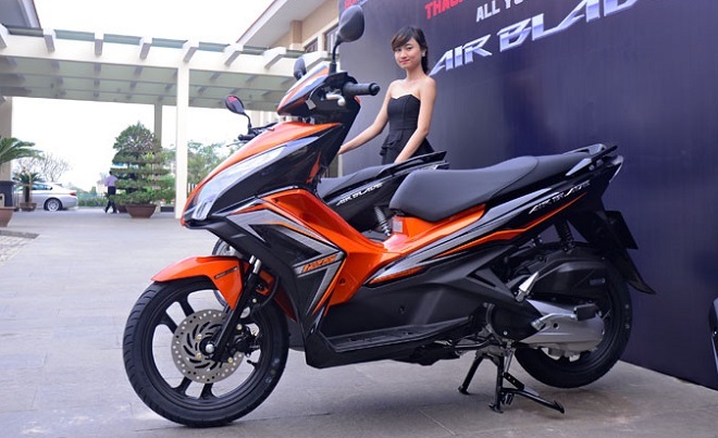 Vì sao Honda Air Blade 125cc trở thành xe bán chạy nhất năm 2014?