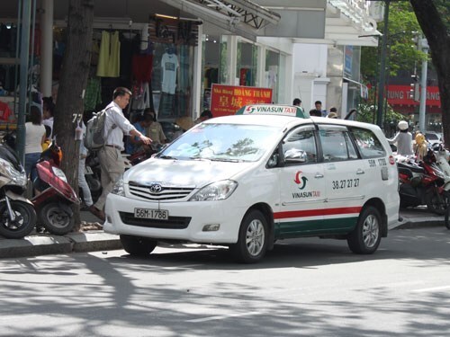 Phần mềm LiveTaxi sẽ áp đảo Uber và Grab?