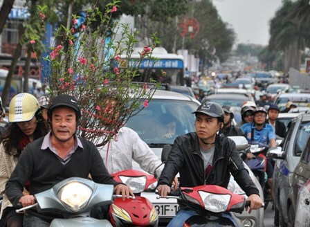 Phó Thủ tướng yêu cầu đảm bảo trật tự ATGT dịp lễ, tết 2015