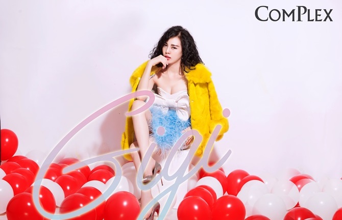 Á hậu Trà Giang gợi cảm đón Noel 2014