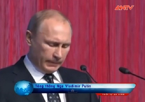 Tổng thống Putin: Không ai có thể hăm dọa, cô lập nước Nga