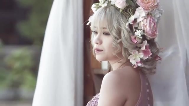 Video: Mi-A đẹp như công chúa  trong MV mới Yêu Anh