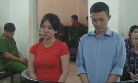 Giấu ma tuý, giả phụ nữ mang bầu để qua mặt an ninh