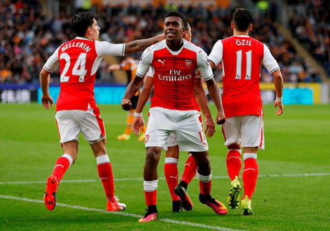 Arsenal đã thắng Chelsea: Vì sao Wenger phải kìm hãm sự sung sướng lại?