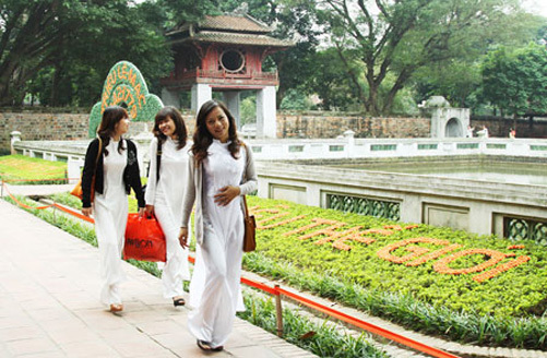 Chuẩn mực ứng xử của người Tràng An