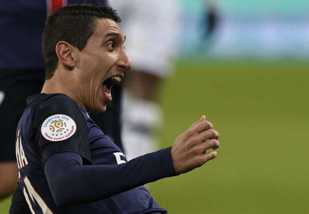 Ngỡ ngàng với siêu phẩm volley không cần nhìn của Di Maria