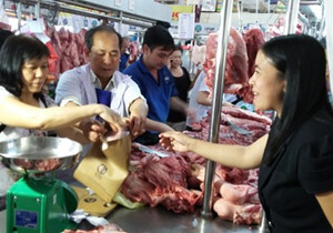 'Bong bóng' giá thịt heo vì Trung Quốc