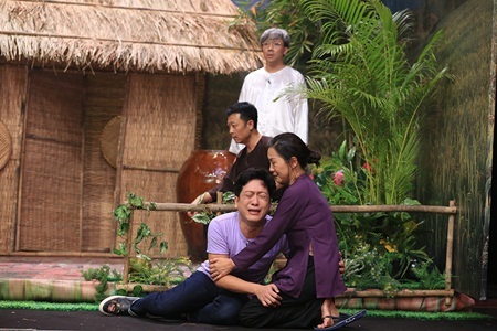 Kỳ tài thách đấu tập 4: Trường Giang gào khóc như mưa vì tội “bất hiếu”