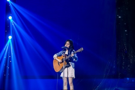 Giọng hát Việt Nhí 2016 liveshow 4: Chiara quá xuất sắc để tiếp tục thi