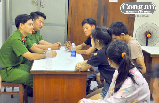 Những cô gái sa chân vào ma túy