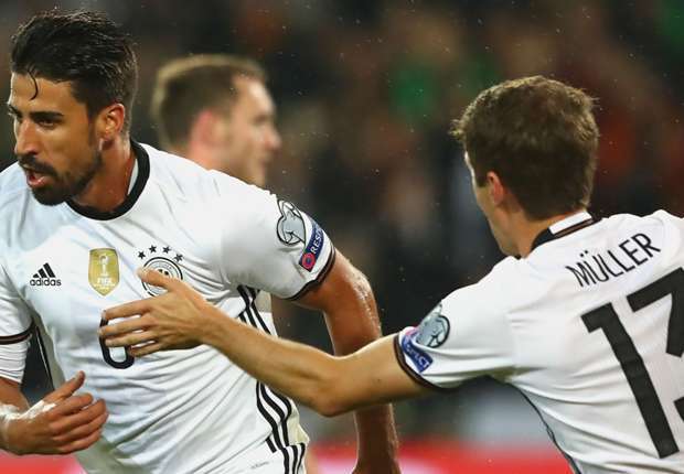 Draxler, Khedira lập công, Đức thắng trận thứ 3 liên tiếp