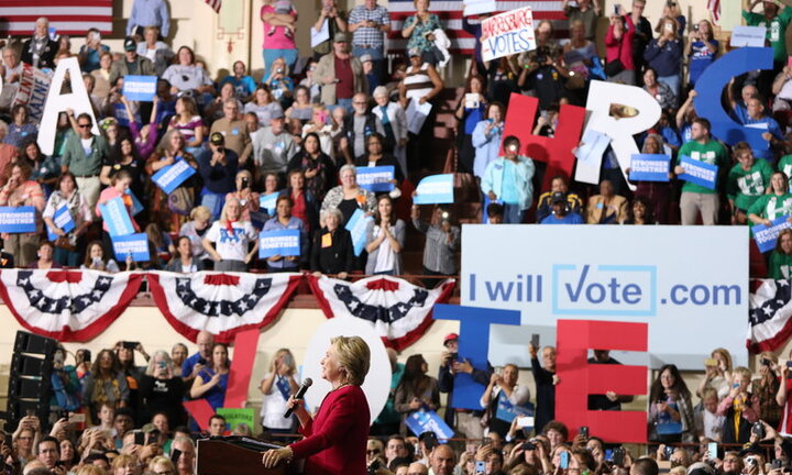 Kết quả bỏ phiếu sớm có thể đã ấn định chiến thắng cho Hillary Clinton