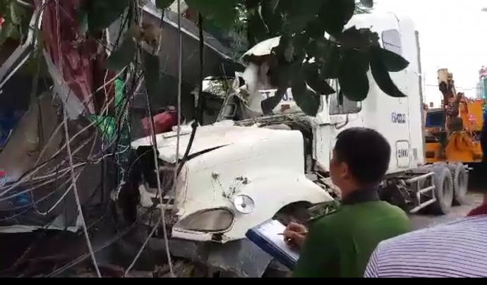 Tin tai nạn giao thông mới nhất ngày 15/10