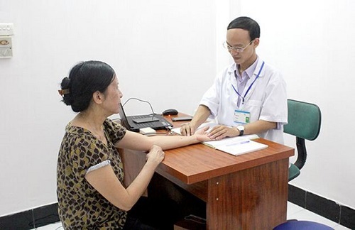 Bấm huyệt nội khí công chấm dứt bệnh mất ngủ