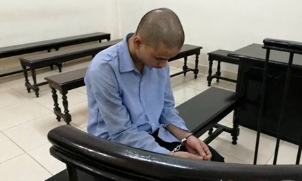 Kẻ buôn ma tuý trốn thoát trên đường áp giải