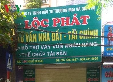 Hà Nội: Điều tra vụ nổ súng vào tiệm cầm đồ có nhiều người bên trong