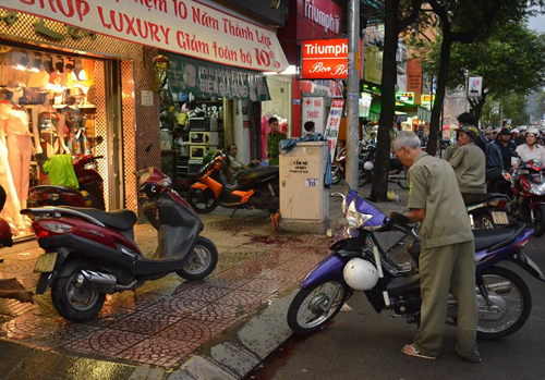 Vụ người đàn ông bị chém gần lìa tay: Làm rõ ân oán trong quan hệ của nạn nhân