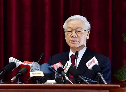 Tổng Bí thư: Thực tiễn hối thúc chúng ta phải đổi mới mạnh mẽ tư duy lý luận