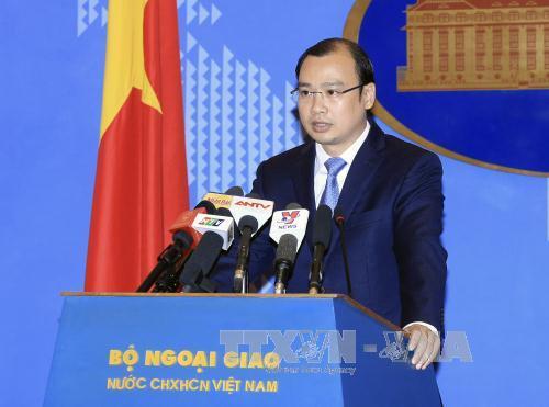 Việt Nam lên tiếng vụ tàu Mỹ hoạt động gần Hoàng Sa