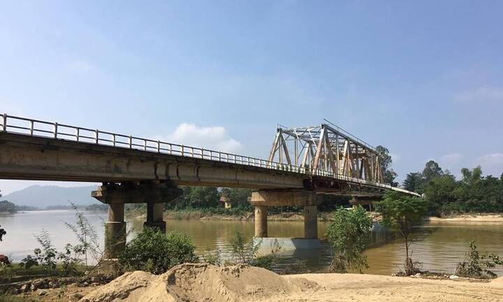 Hà Tĩnh: Tiếp tục cấm xe lưu thông trên QL8A để sửa chữa cầu Linh Cảm