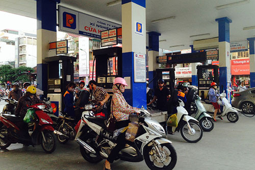 Xăng dầu giảm 300 đồng/lít trong “ngày vàng” cuối cùng của tháng 10