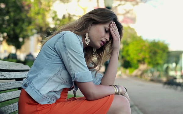 Chồng giả dối yêu thương vợ con để 