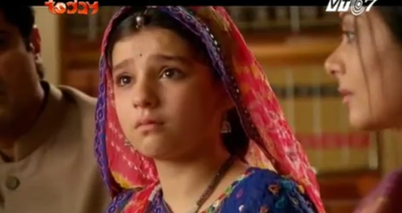 Cô dâu 8 tuổi P12 tập 11: Akhira tròn mắt khi nhìn Diboni an toàn đến làm chứng