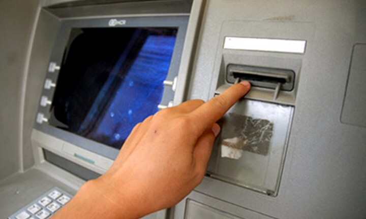 Chặn kế hoạch dùng ATM giả rút tiền của 2 người nước ngoài