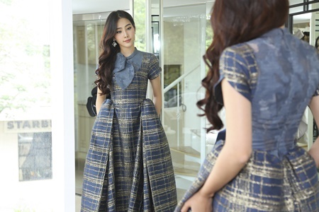 Nam Em làm việc “không kịp thở” sau Hoa hậu Trái Đất